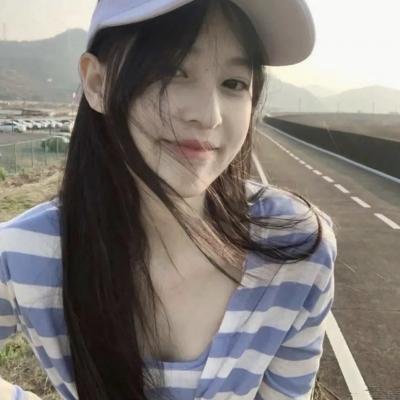 解约后，我闪婚成了乐坛顶流